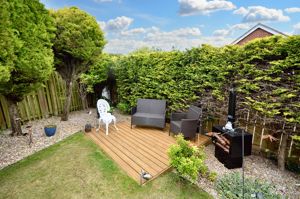 Decking area- click for photo gallery